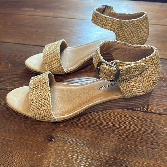 Lucky Brand Woven Tan Wedge Sandals - Picture 2 of 7